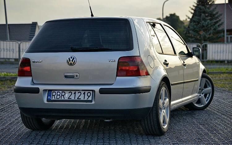 Продам Volkswagen Golf IV 2003 года в Киеве