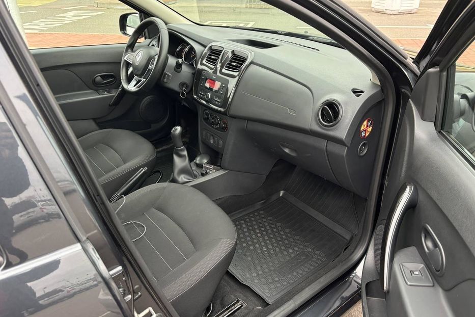 Продам Renault Logan 2020 года в Киеве