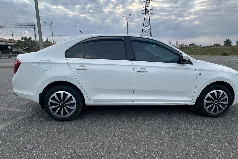 Продам Skoda Rapid TSI 2013 года в Одессе