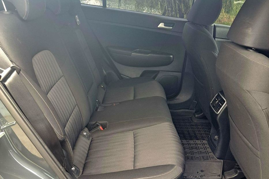 Продам Kia Sportage Kia Sportage 2021 2021 года в Киеве