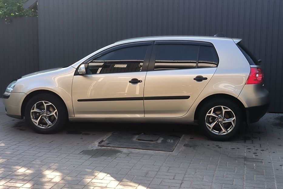 Продам Volkswagen Golf V 2004 года в Харькове