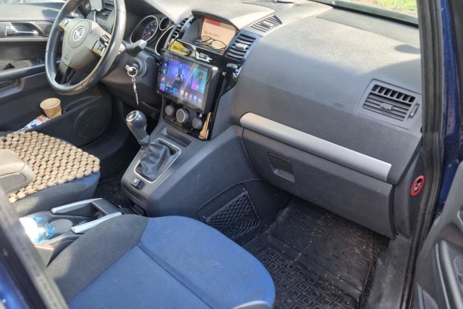 Продам Opel Zafira 2010 года в Хмельницком