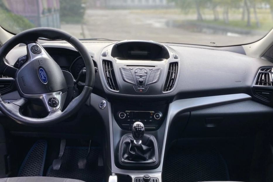 Продам Ford Kuga 2013 года в г. Павлоград, Днепропетровская область