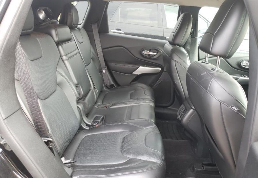 Продам Jeep Cherokee KL OVERLAND  2016 года в г. Полонное, Хмельницкая область