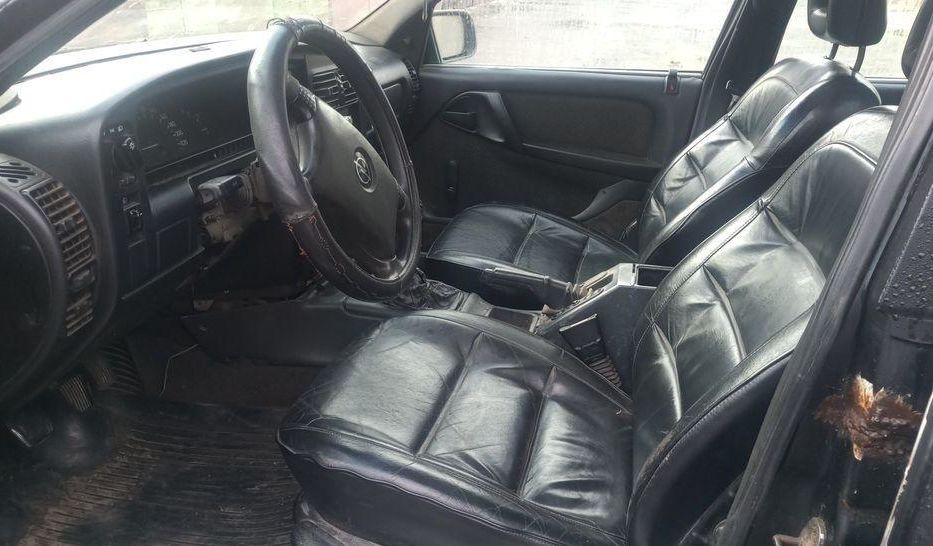 Продам Opel Omega гбо 1993 года в Киеве