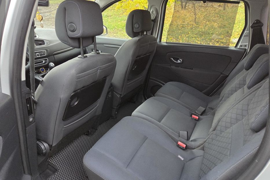 Продам Renault Grand Scenic 2009 года в Харькове