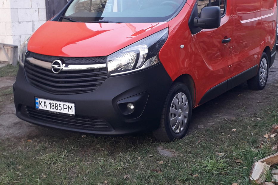 Продам Opel Vivaro груз. 2015 года в Киеве