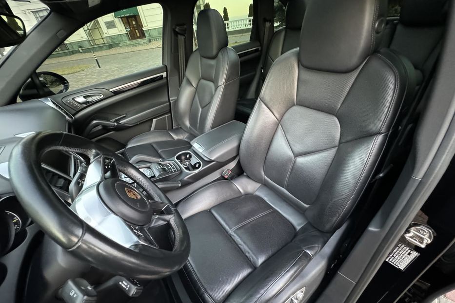 Продам Porsche Cayenne 2016 года в Одессе