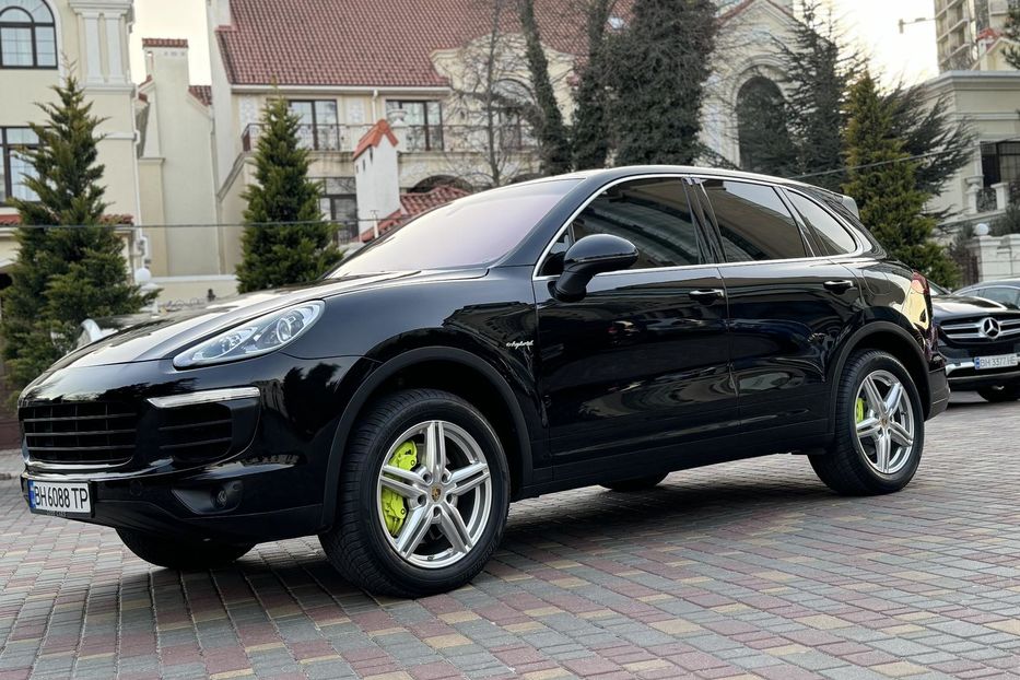 Продам Porsche Cayenne 2016 года в Одессе