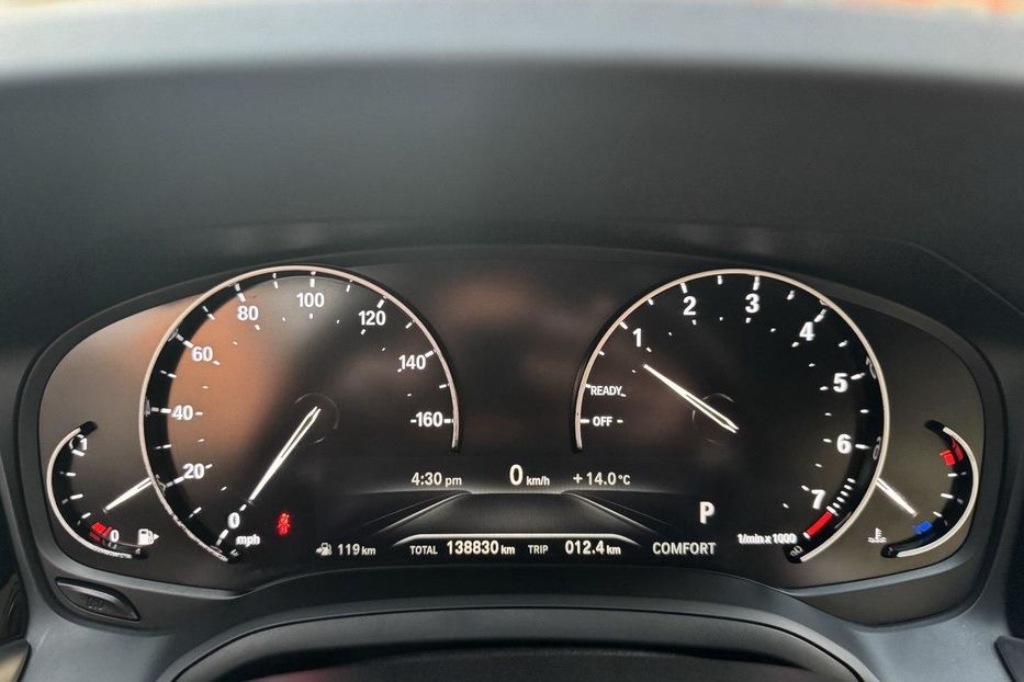 Продам BMW 330 2019 года в Одессе