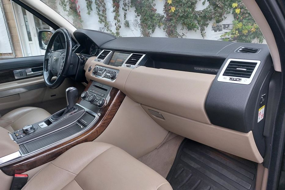 Продам Land Rover Range Rover Sport Sport 2011 года в Киеве