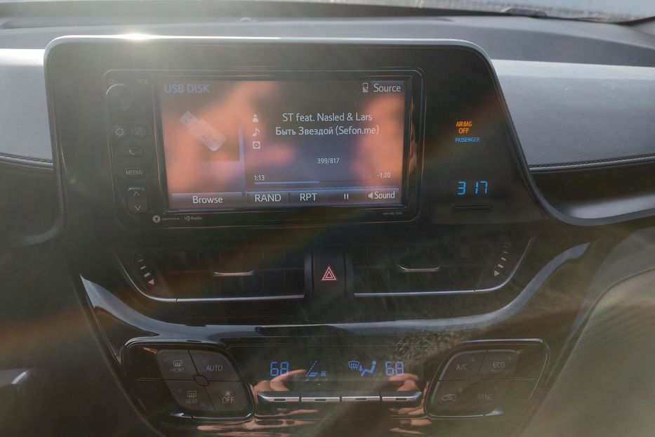 Продам Toyota C-HR Автомат 2018 года в Киеве