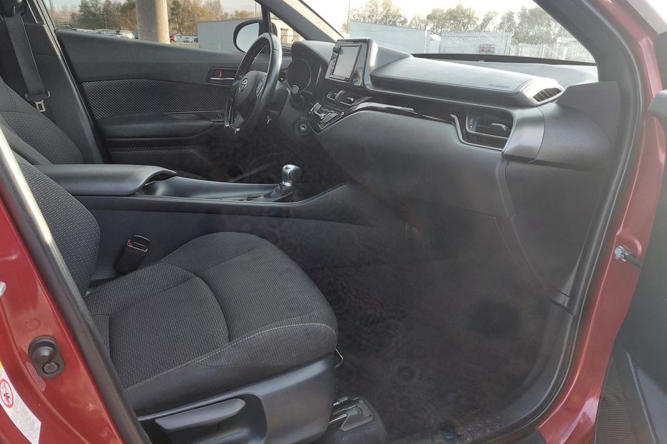 Продам Toyota C-HR Автомат 2018 года в Киеве