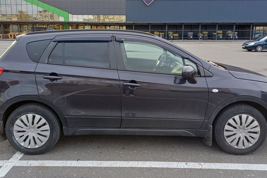 Продам Suzuki SX4 2014 года в Киеве