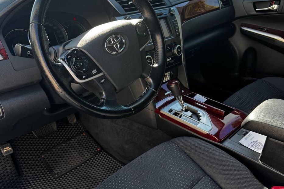 Продам Toyota Camry XV50 2014 года в Киеве