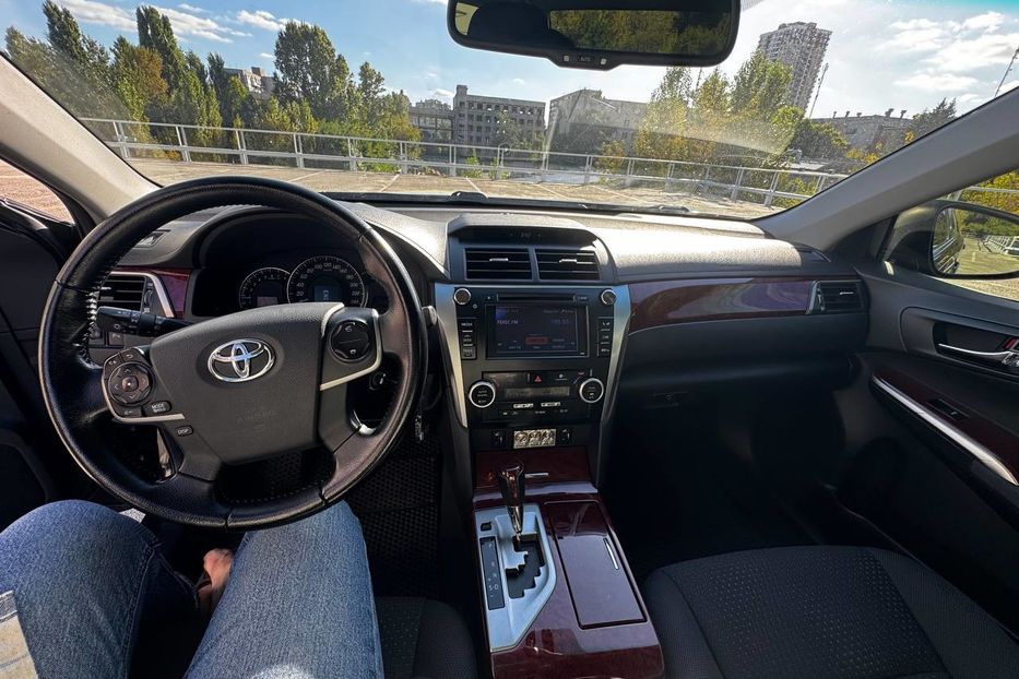 Продам Toyota Camry XV50 2014 года в Киеве