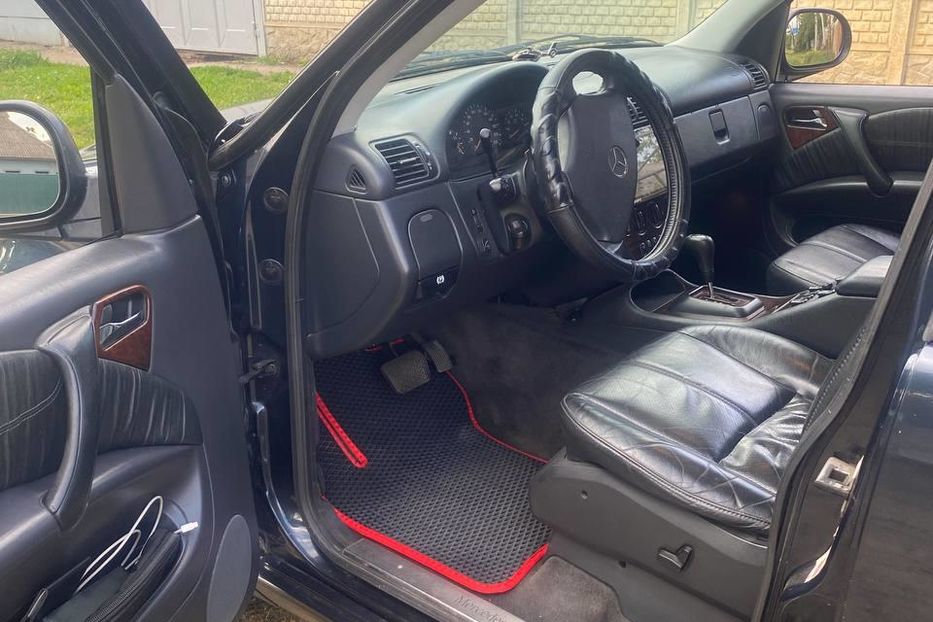 Продам Mercedes-Benz ML 320 2001 года в Харькове