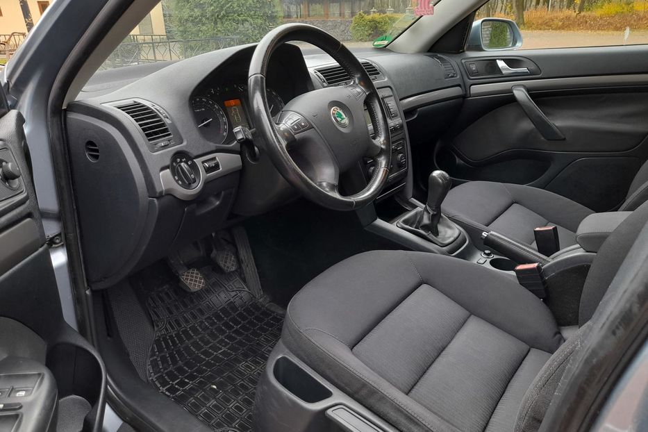 Продам Skoda Octavia A5 1.6 mpi  2004 года в Львове