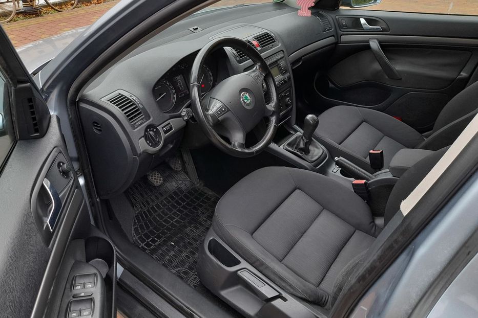 Продам Skoda Octavia A5 1.6 mpi  2004 года в Львове