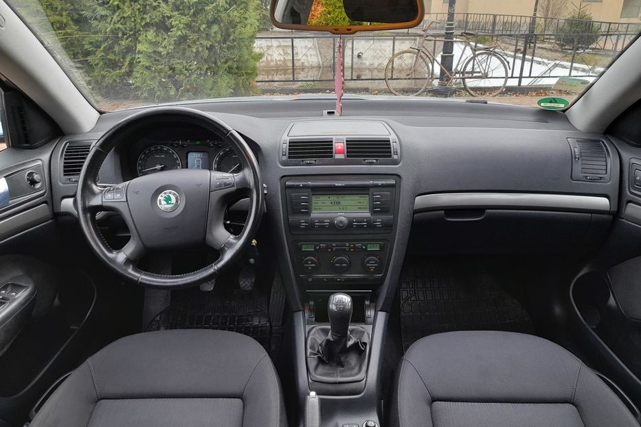 Продам Skoda Octavia A5 1.6 mpi  2004 года в Львове