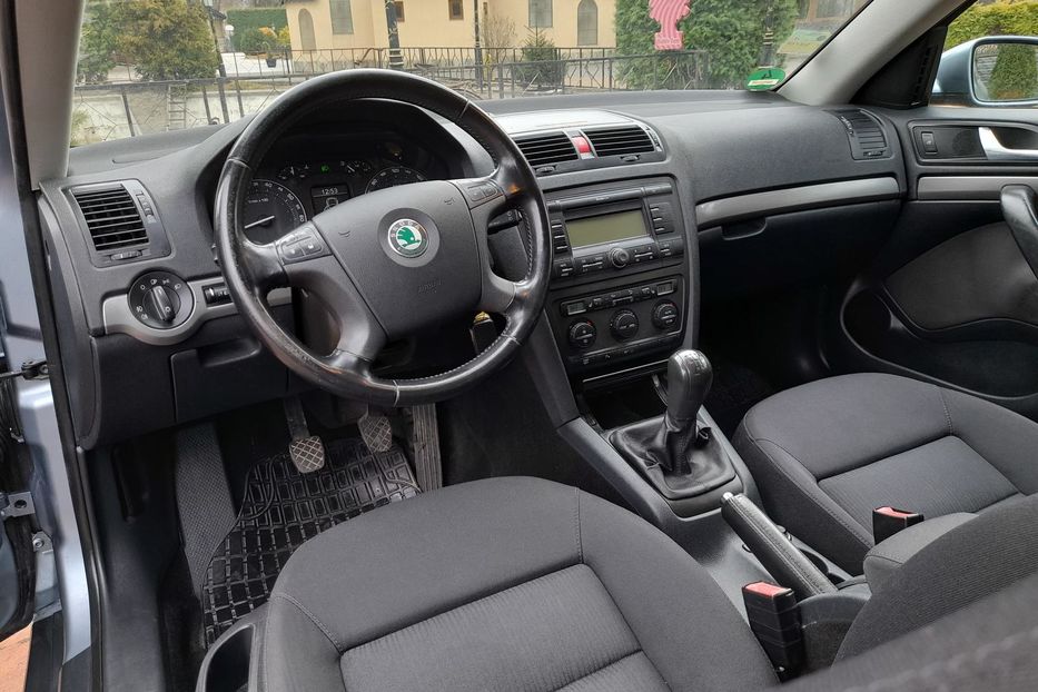 Продам Skoda Octavia A5 1.6 mpi  2004 года в Львове