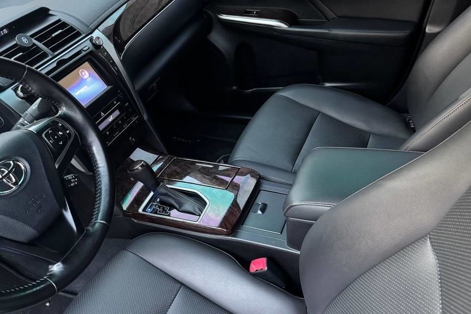 Продам Toyota Camry XV50 (FL) 