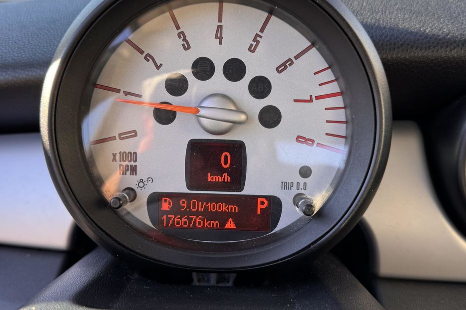 Продам MINI Cooper 2011 года в Киеве