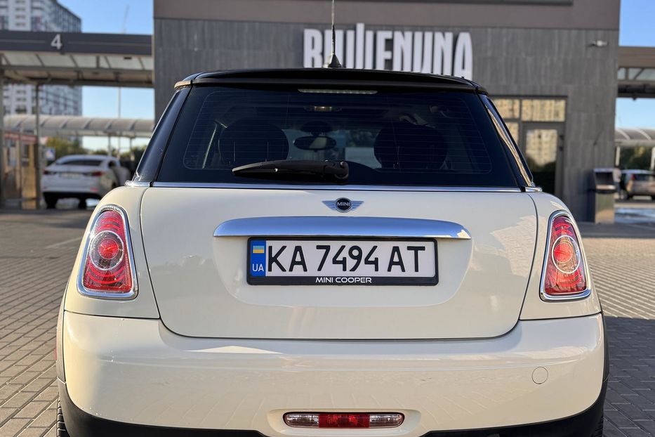 Продам MINI Cooper 2011 года в Киеве