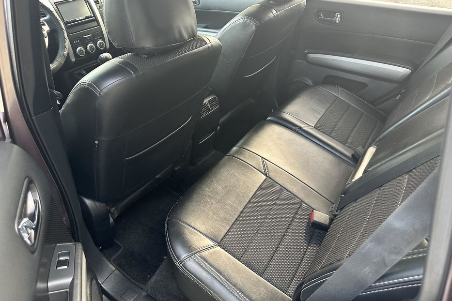 Продам Nissan X-Trail 4WD 2.5 2012 года в Киеве