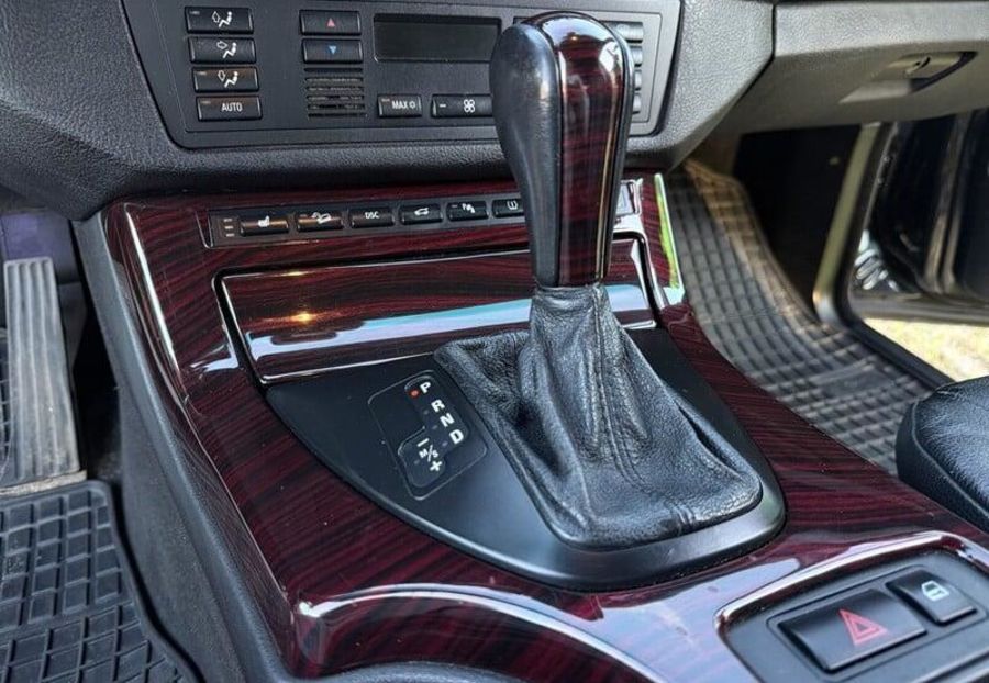 Продам BMW X5 2005 года в Сумах