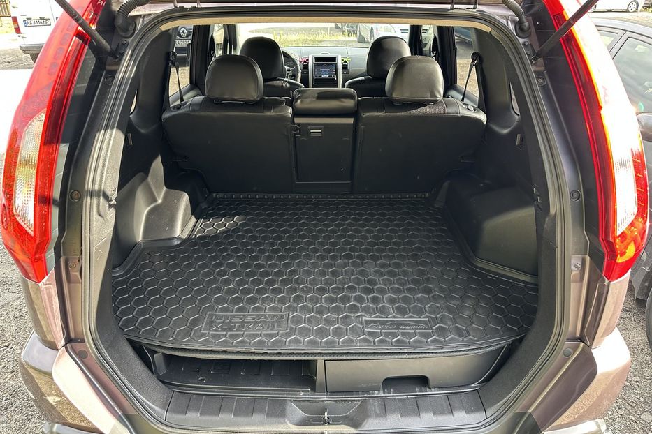 Продам Nissan X-Trail 4WD 2.5 2012 года в Киеве