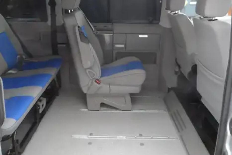 Продам Volkswagen T4 (Transporter) пасс. 2002 года в Днепре