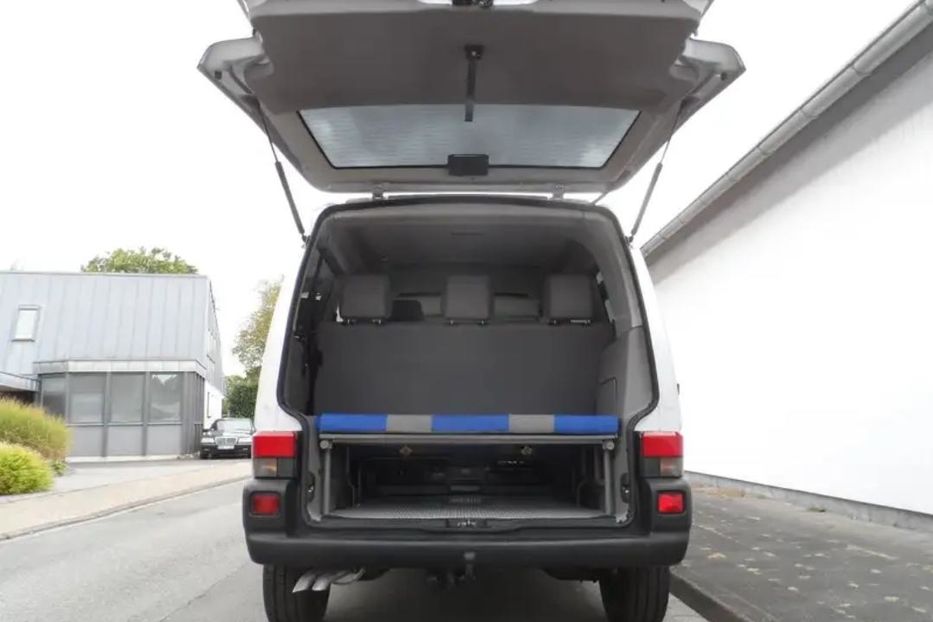 Продам Volkswagen T4 (Transporter) пасс. 2002 года в Днепре
