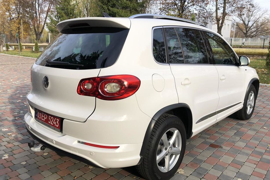 Продам Volkswagen Tiguan 2.0 TSI AT (200 к.с.) 4Motion  2011 года в Житомире