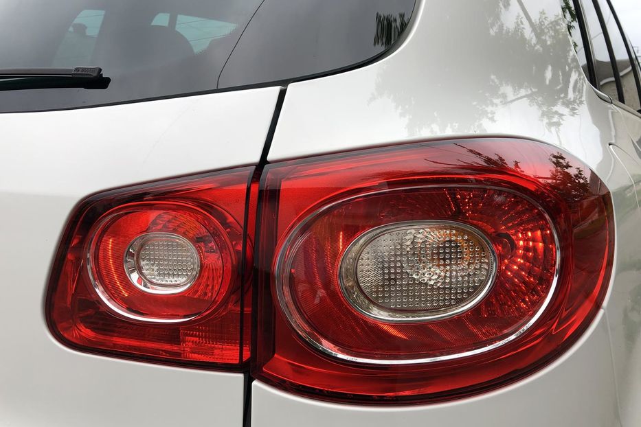 Продам Volkswagen Tiguan 2.0 TSI AT (200 к.с.) 4Motion  2011 года в Житомире