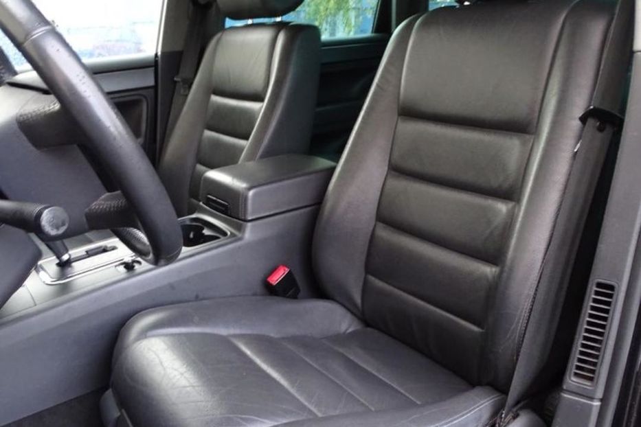 Продам Volkswagen Touareg 2008 года в Киеве