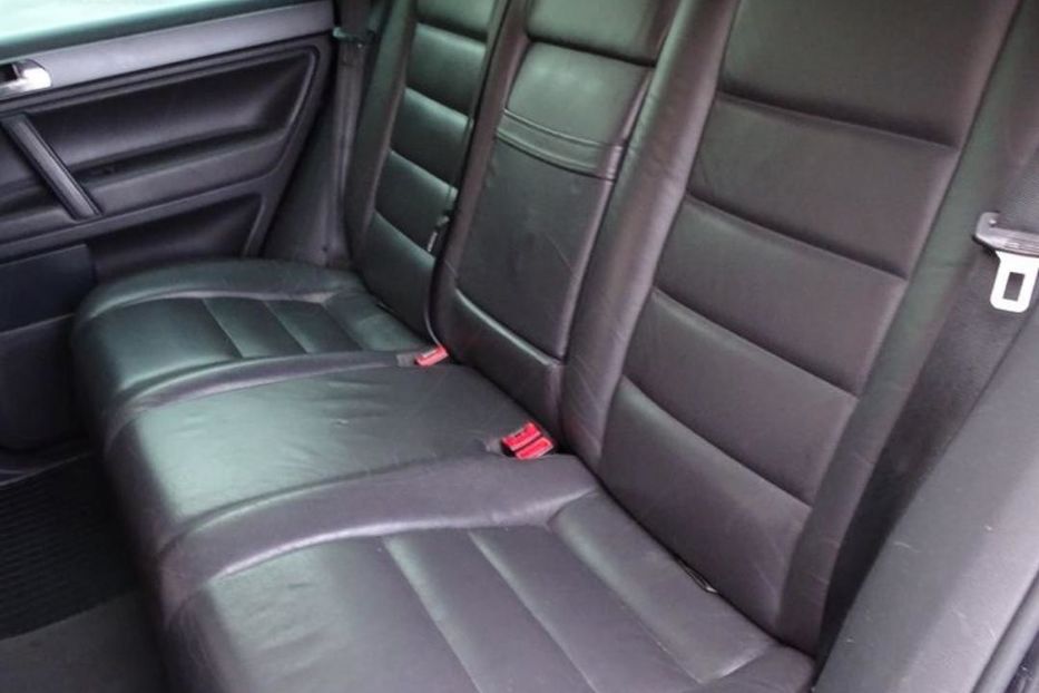 Продам Volkswagen Touareg 2008 года в Киеве