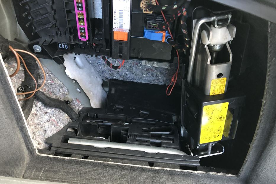 Продам Audi A6 C6/4F (FL) • 3.0 TDI Tiptronic 2009 года в Житомире