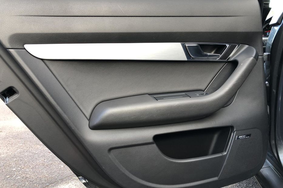 Продам Audi A6 C6/4F (FL) • 3.0 TDI Tiptronic 2009 года в Житомире