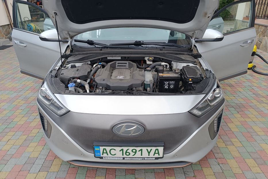 Продам Hyundai Ioniq 2017 года в Луцке