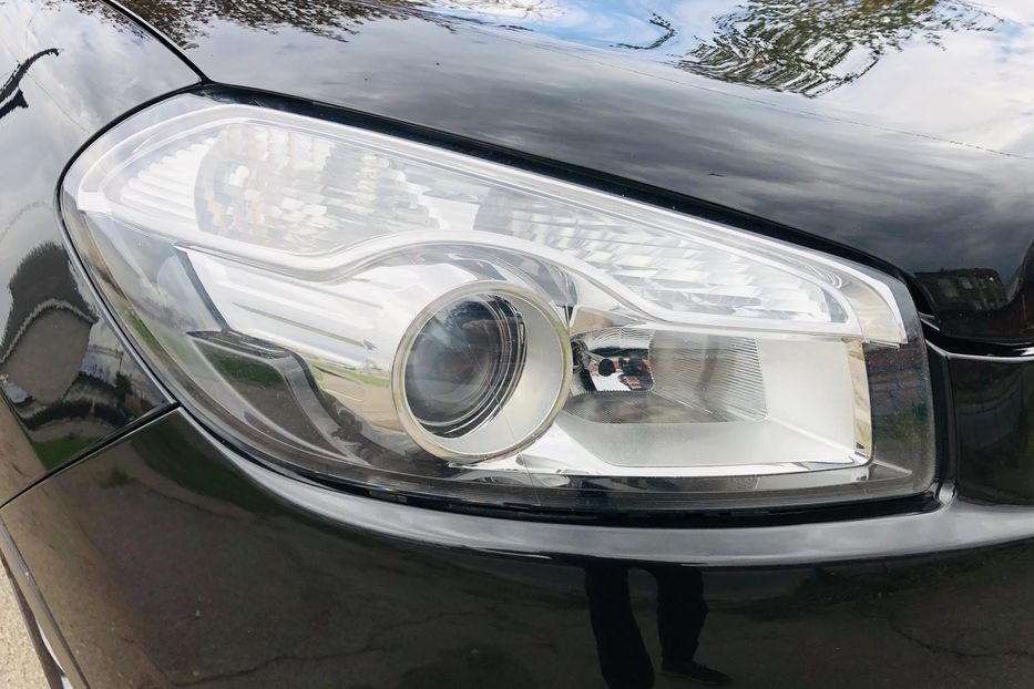 Продам Nissan Qashqai 2.0 dCi АT (150 к.с.) 4WD • Ba 2012 года в Житомире