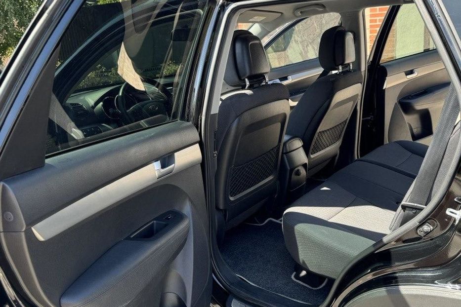 Продам Kia Sorento 2012 года в г. Каменское, Днепропетровская область