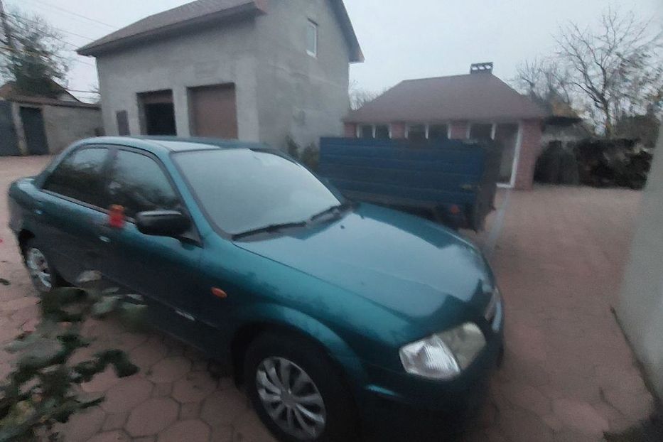 Продам Mazda 323 1999 года в Одессе