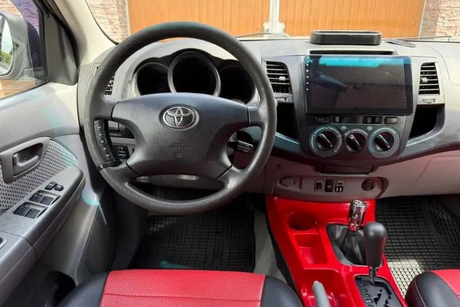 Продам Toyota Hilux 2007 года в г. Павлоград, Днепропетровская область