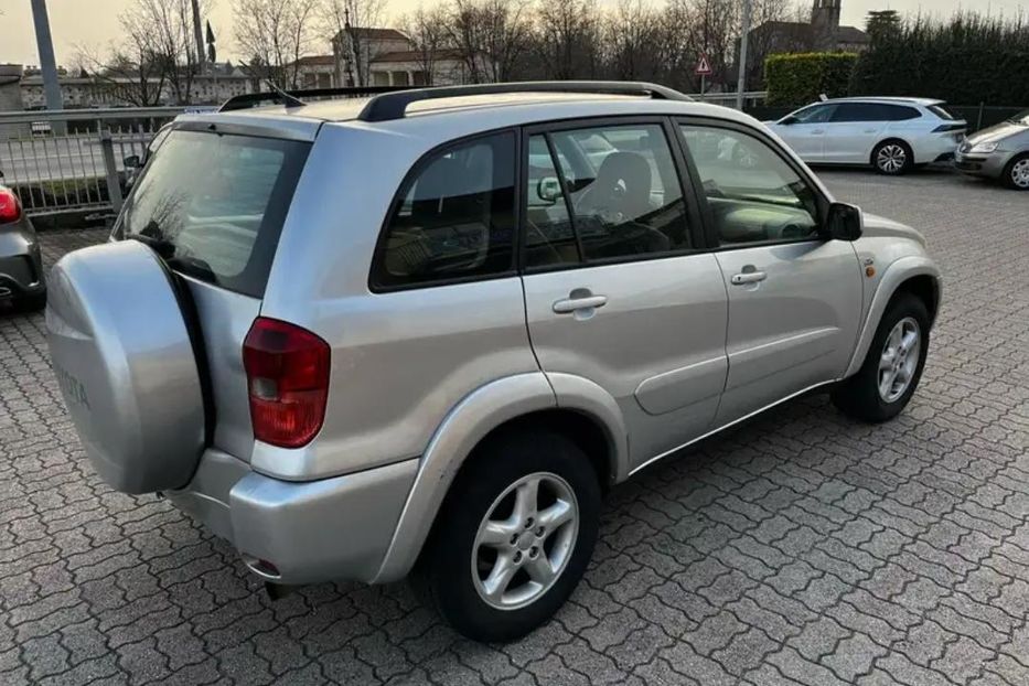 Продам Toyota Rav 4 2004 года в г. Павлоград, Днепропетровская область