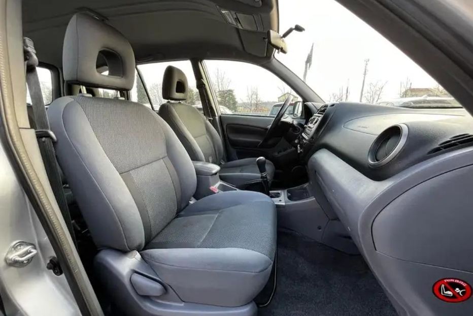 Продам Toyota Rav 4 2004 года в г. Павлоград, Днепропетровская область