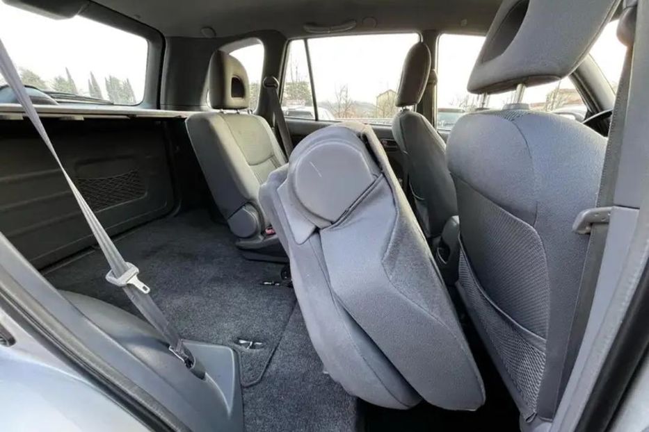 Продам Toyota Rav 4 2004 года в г. Павлоград, Днепропетровская область