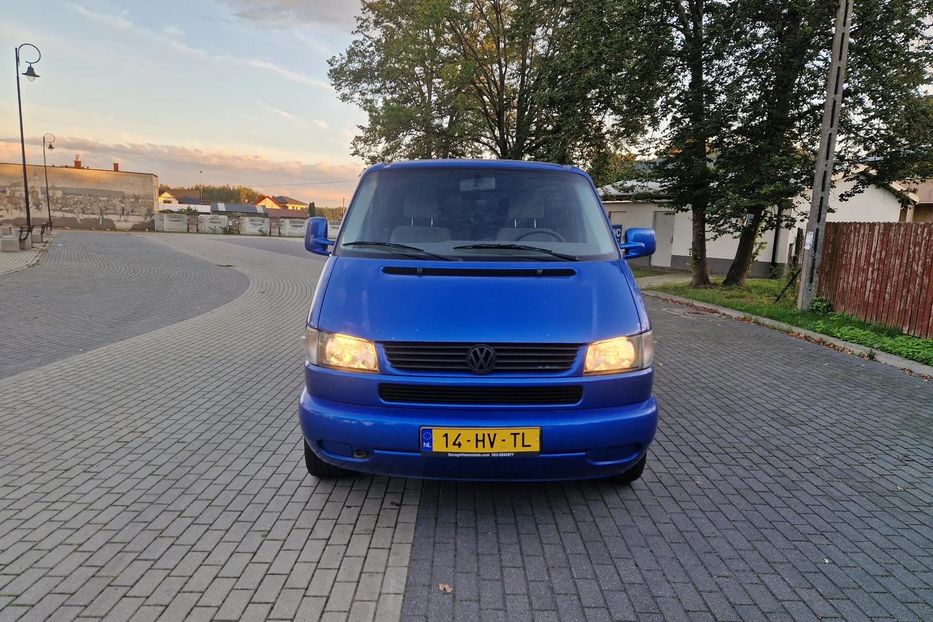 Продам Volkswagen T4 (Transporter) пасс. 2001 года в г. Павлоград, Днепропетровская область