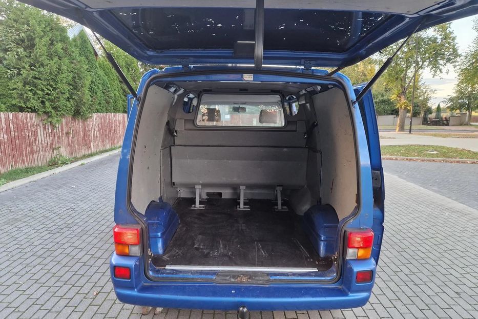 Продам Volkswagen T4 (Transporter) пасс. 2001 года в г. Павлоград, Днепропетровская область