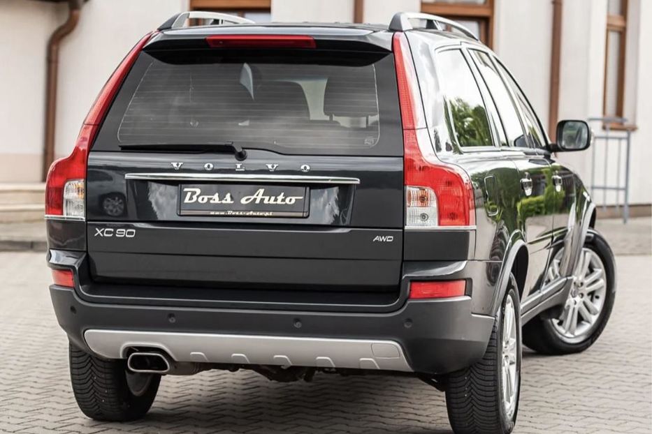 Продам Volvo XC90 2010 года в Киеве